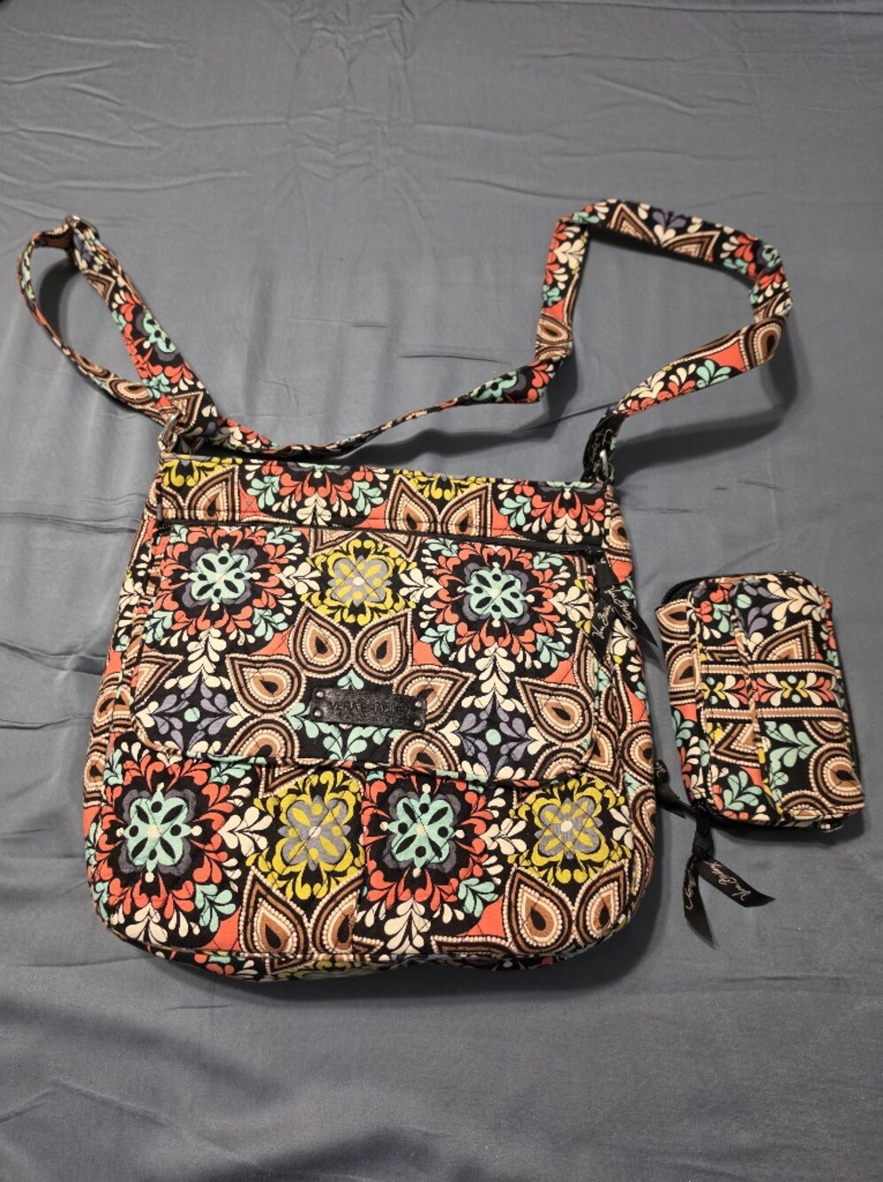 Vera Bradley Large Crossbody and Matching Wallet in Sierra EUC